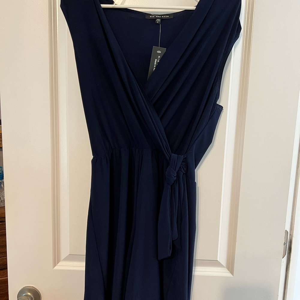 NWT Navy Blue Sleeveless Romper by Nick and Nash. Size L.